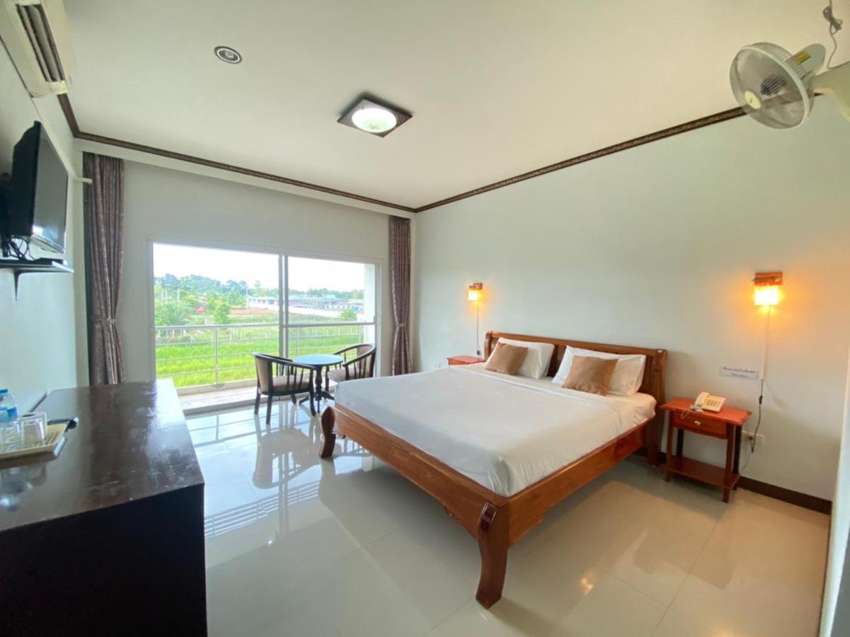 Mayuree Resort 우돈타니 외부 사진